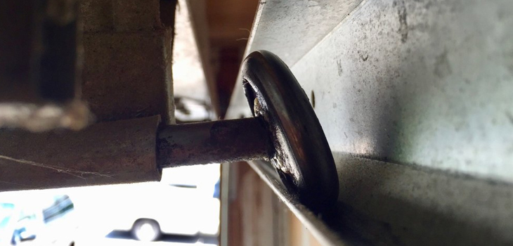 garage door rollers repair in San Fernando
