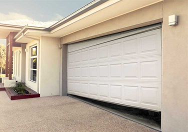 24 hour garage door repair in San Fernando