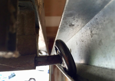 garage door roller repair in San Fernando